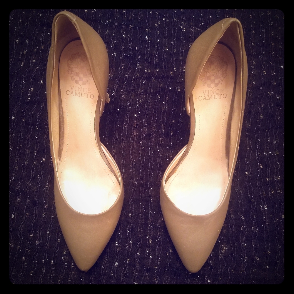 Vince Camuto mouse grey open sided pumps sz. 9